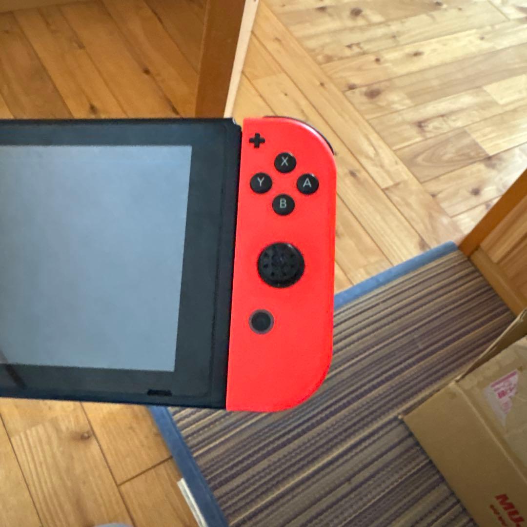 Nintendo Switch赤/紫