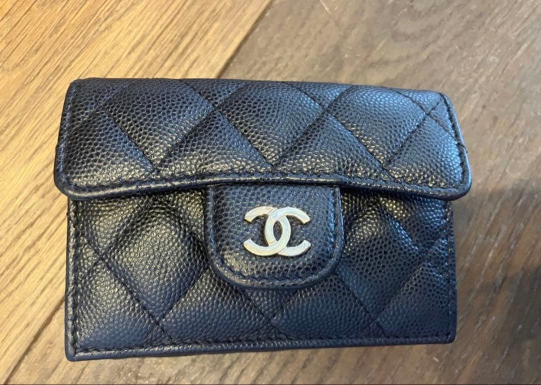 CHANEL/スモールフラップウォレット キャビアスキン