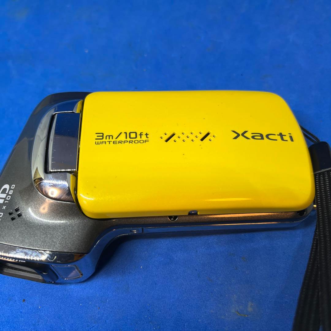 SANYO Xacti　DMX-CA100 防水ビデオカメラ 黄色　動作品