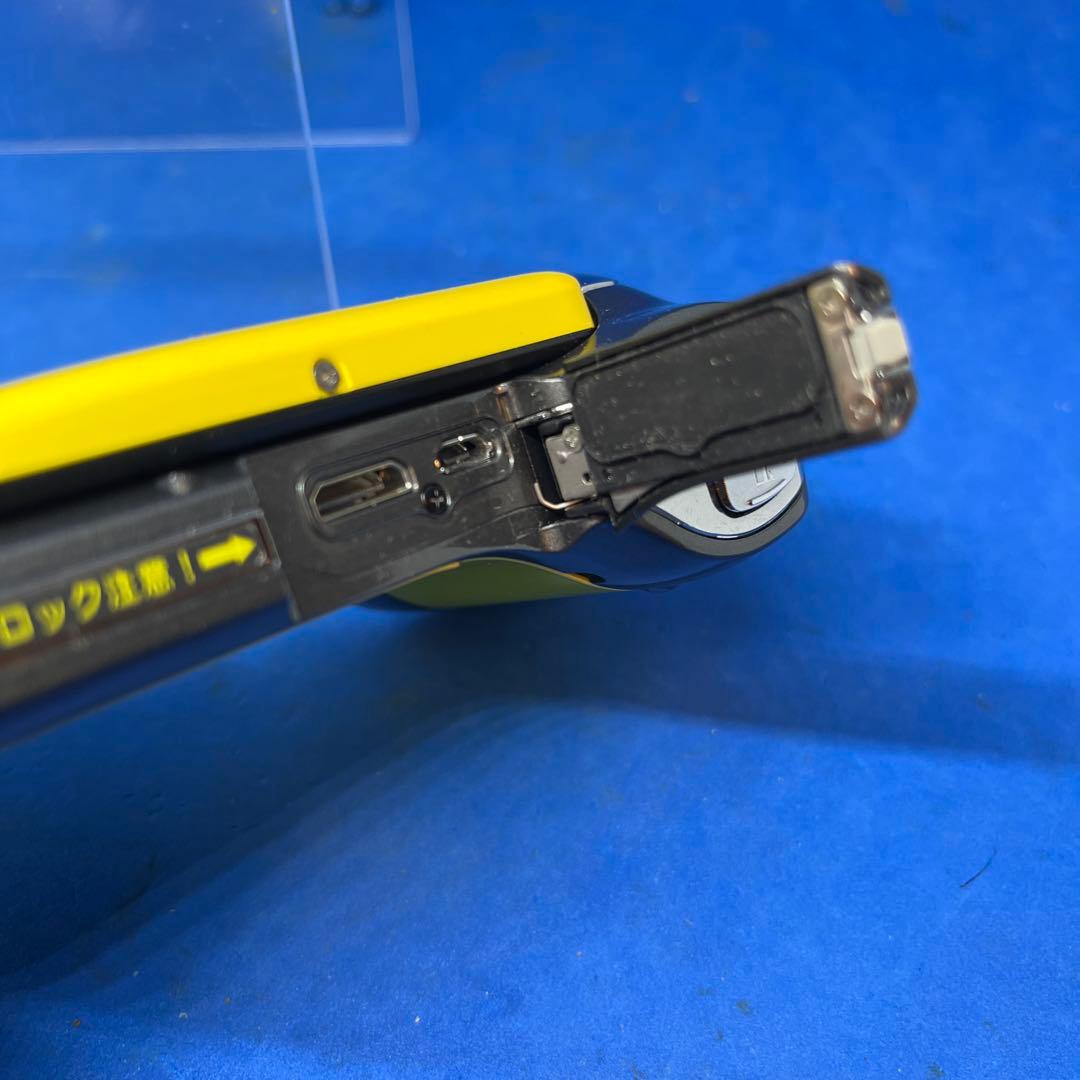 SANYO Xacti　DMX-CA100 防水ビデオカメラ 黄色　動作品
