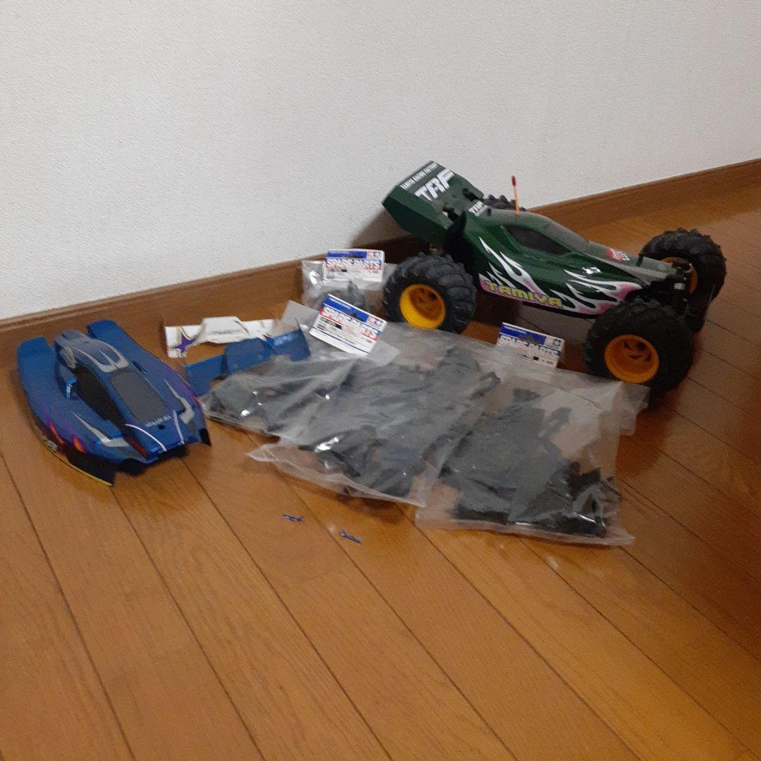 TAMIYA.DF-02. オフロードラジコンカー、メカ付き