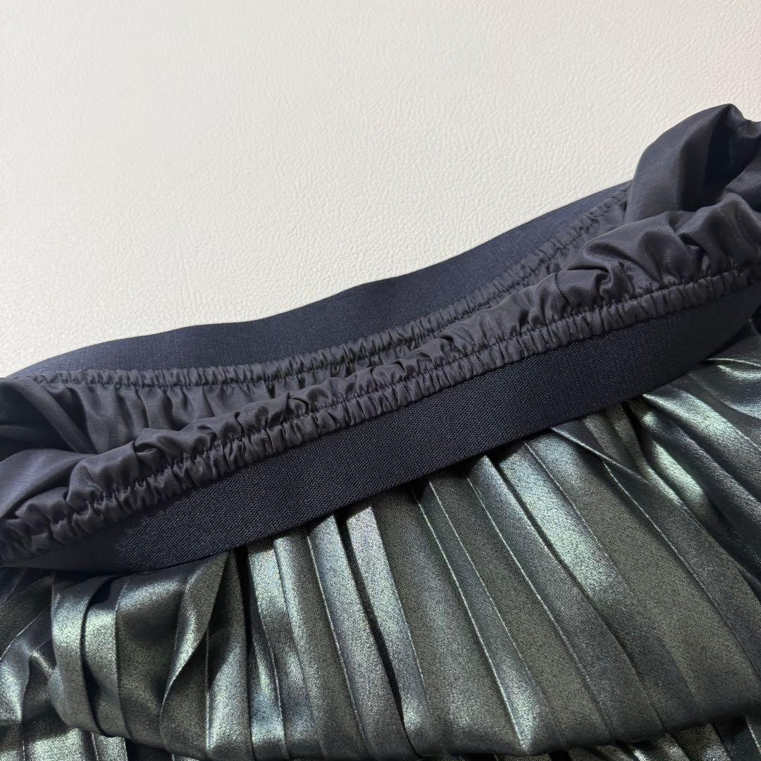 2024 美品1er Arrondissement 箔メタリックプリーツスカート