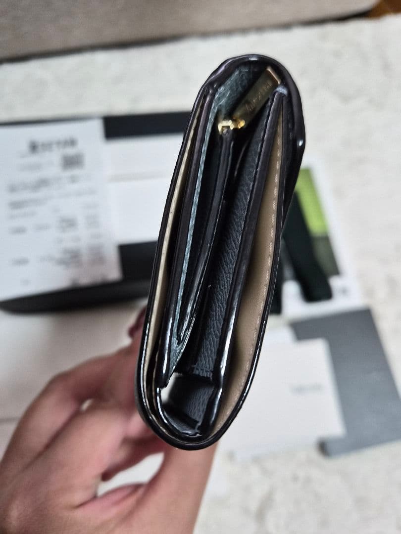 Valextra 三つ折り財布 イジィデ ウォレット