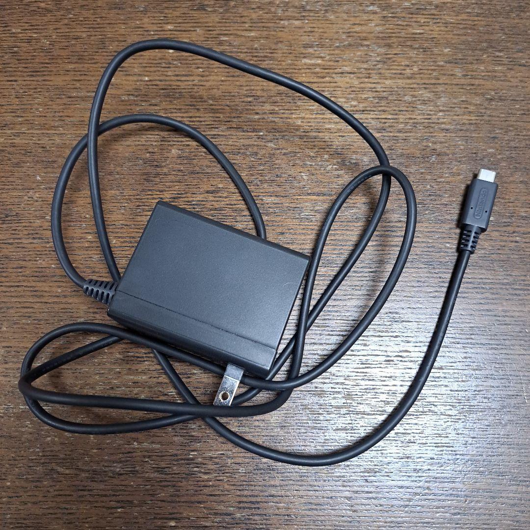 Nintendo Switch ライト コーラル 本体 充電器付き