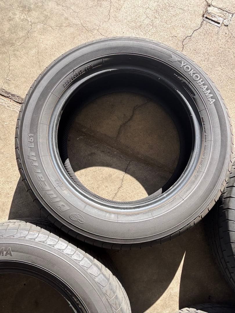 225/60R17 サマータイヤ ４本セット ヨコハマ BluEarth