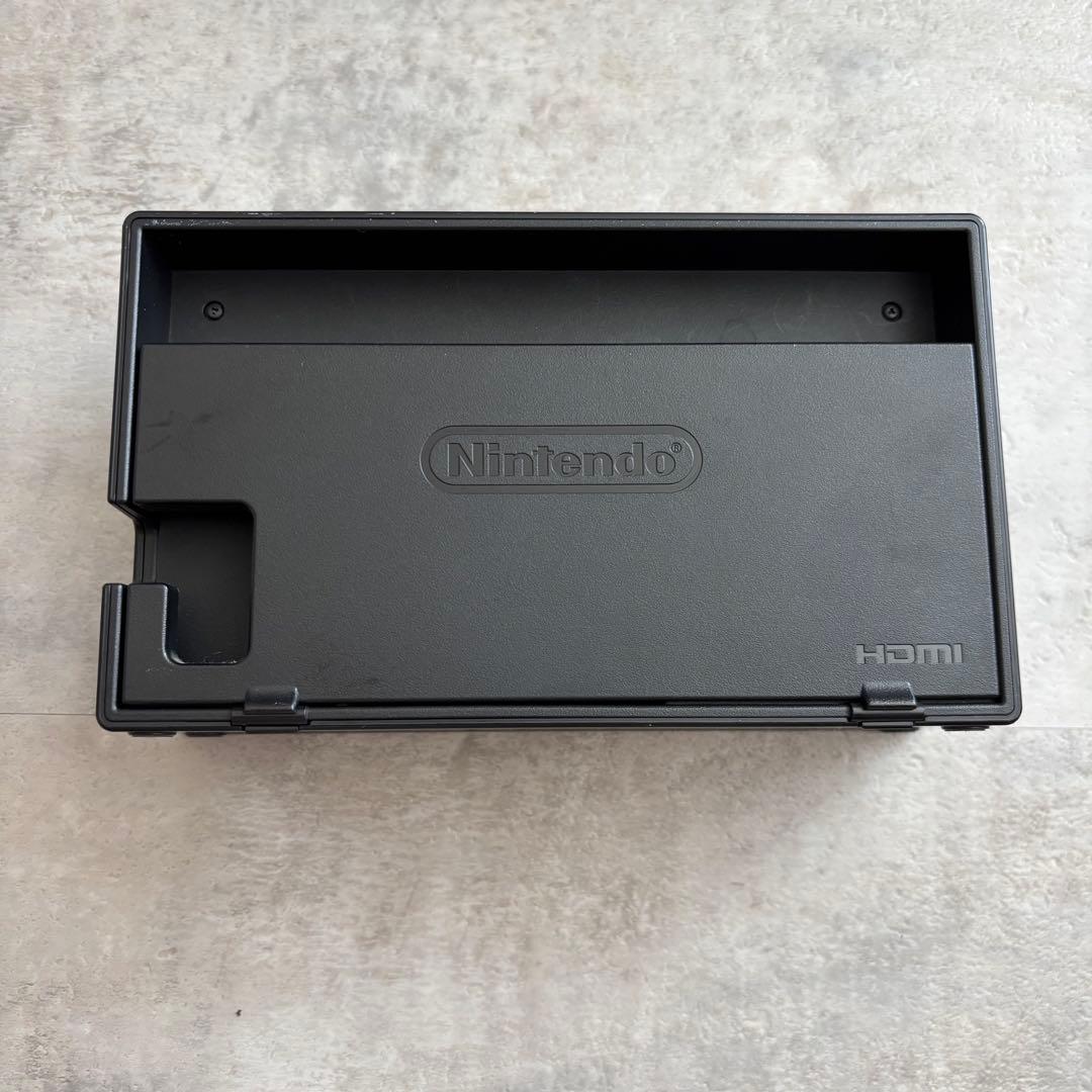 Nintendo Switch 本体 グレー　任天堂　スイッチ