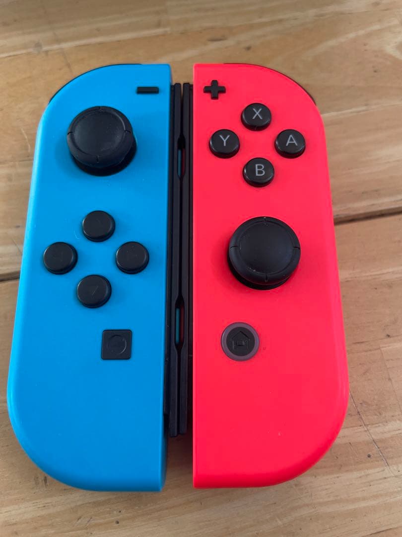 【美品】Nintendo Switch本体