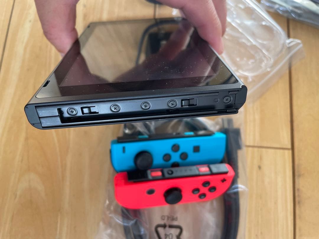 【美品】Nintendo Switch本体