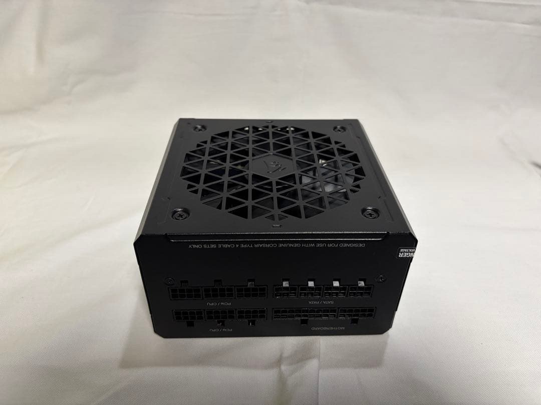 電源ユニット Corsair RM1000e
