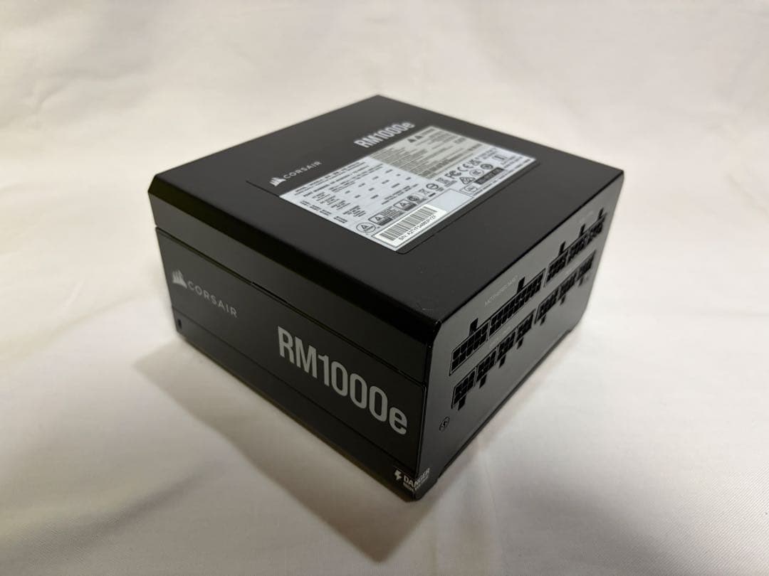 電源ユニット Corsair RM1000e