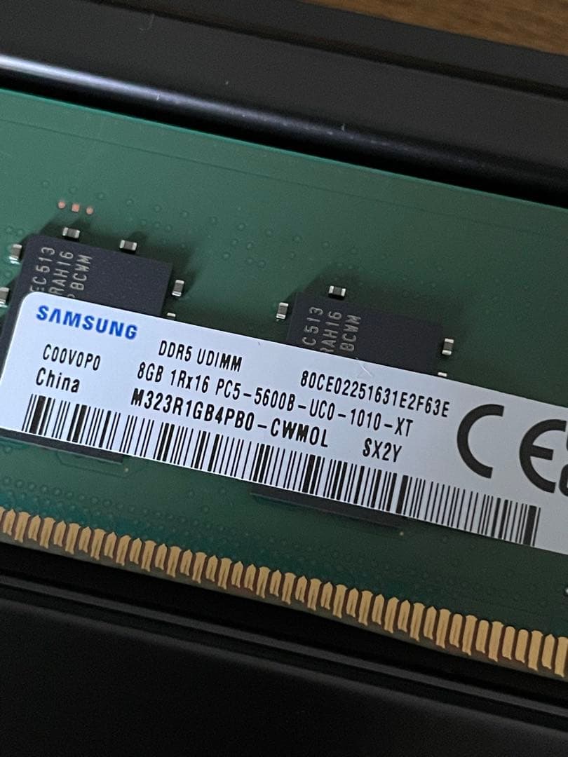 メモリー samsung ddr5 5600 8gb*2