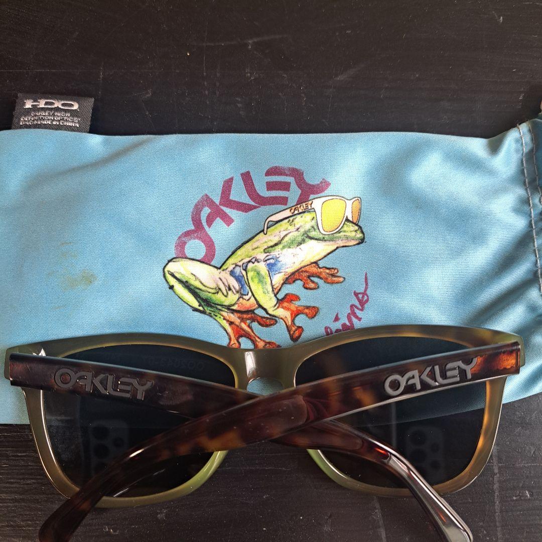 オークリー（Oakley）のサングラス「Frogskins LX