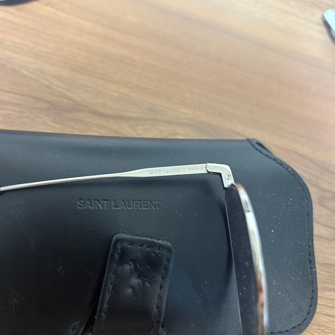 キ*イ様 Saint Laurent スクエア サングラス グレー