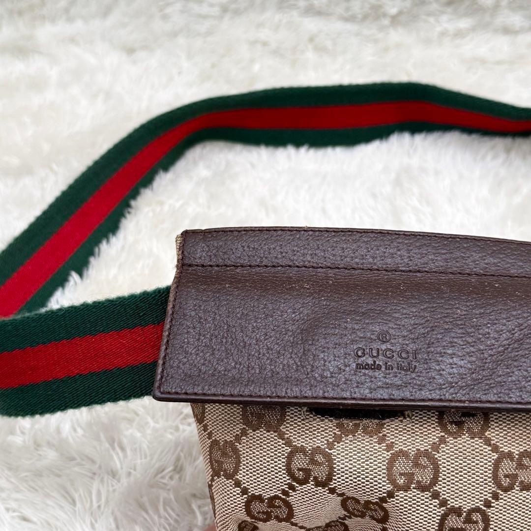 GUCCIグッチ ボディバッグ シェリーラインウエストポーチ GGキャンバス