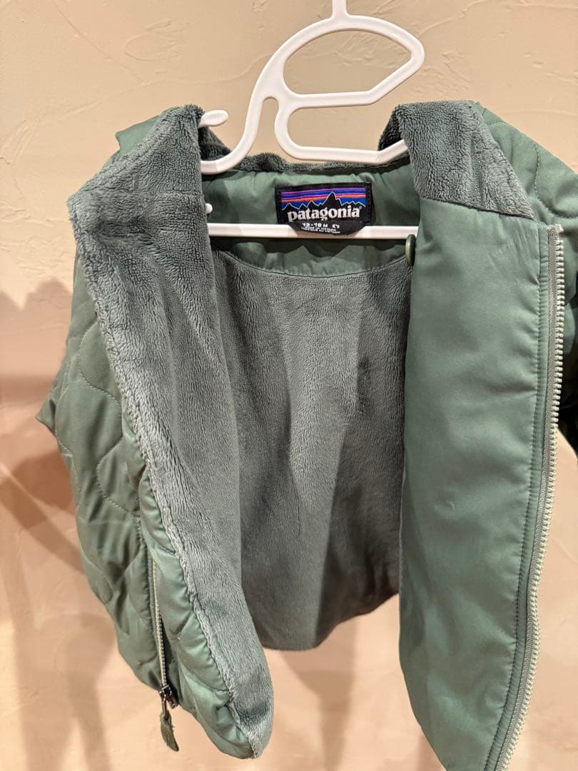 パタゴニア　キルテッド　パフジャケット　12-18M ベビーキッズ　コート