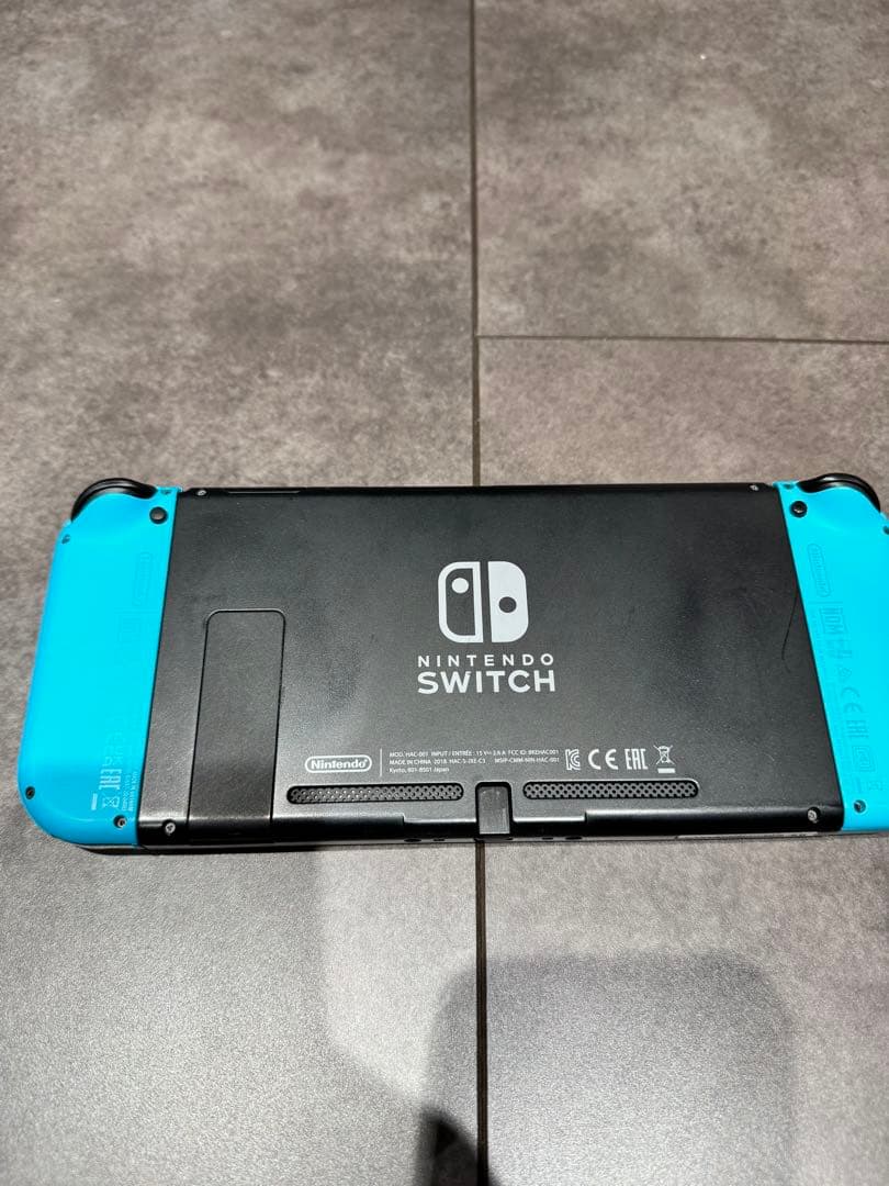 Nintendo Switch 本体 青色