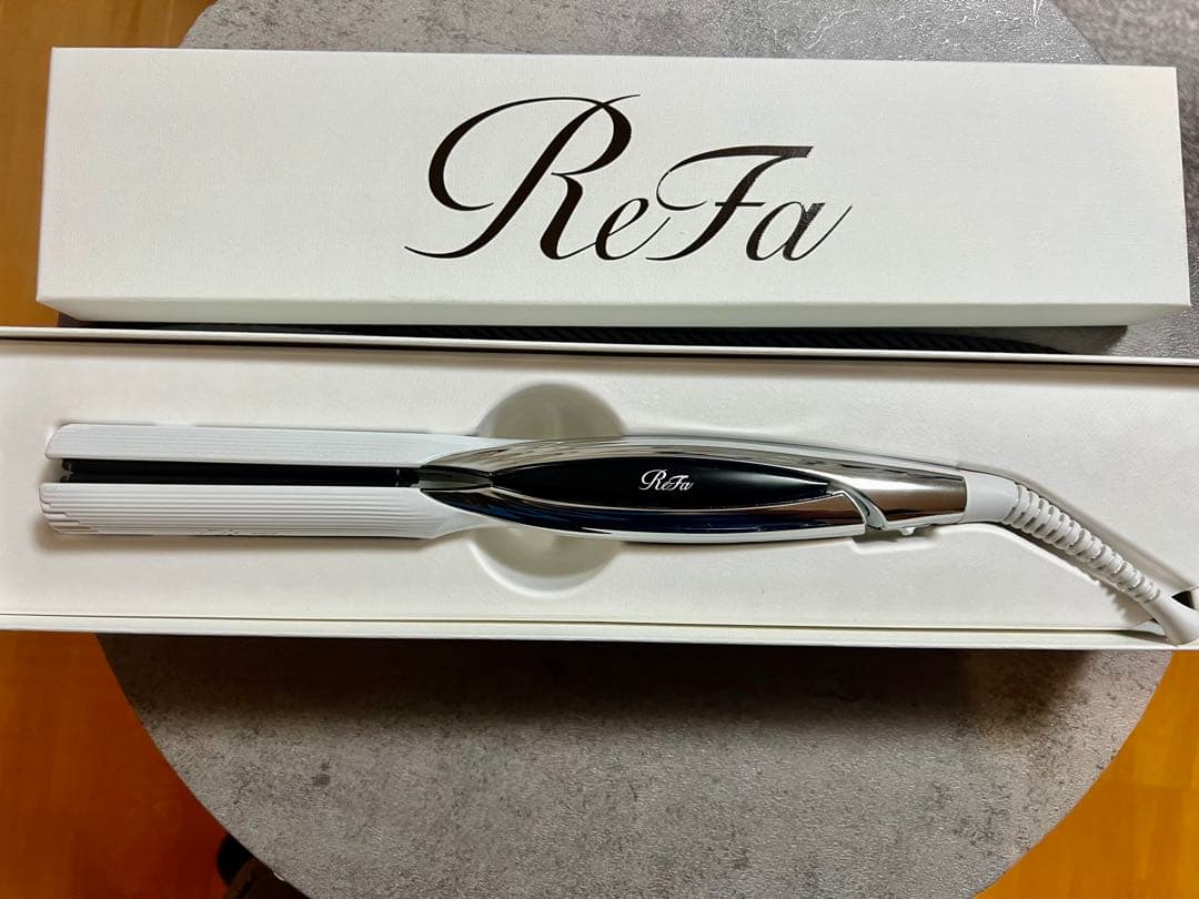 《美品》ReFa ストレートアイロン RE-AC02A