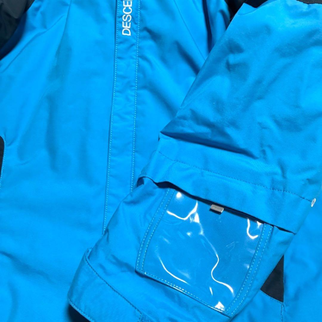 【極美品】DESCENTE スキーウェア スノーボード　スノーウェア 雪遊130