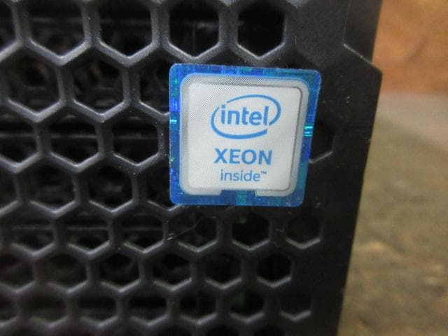 富士通 PRIMERGY TX1320 M4 Intel Xenon ジャンク