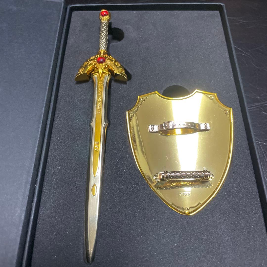 【限定品】ドラゴンクエスト35周年記念 ロトの装備 フィギュアセット