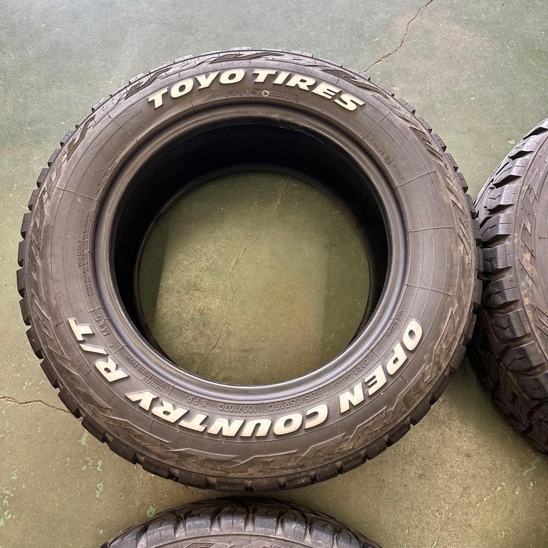 TOYO TIRE ホワイトレター 215/65R16C 109/107 R/T