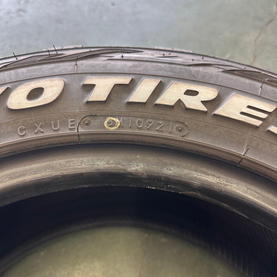 TOYO TIRE ホワイトレター 215/65R16C 109/107 R/T