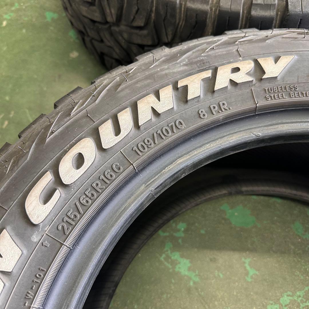 TOYO TIRE ホワイトレター 215/65R16C 109/107 R/T