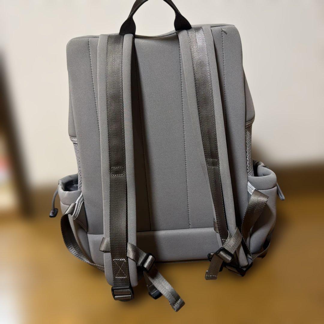 【極美品】ネオプレーンバックパックキャリーMサイズ【CITYDOG】