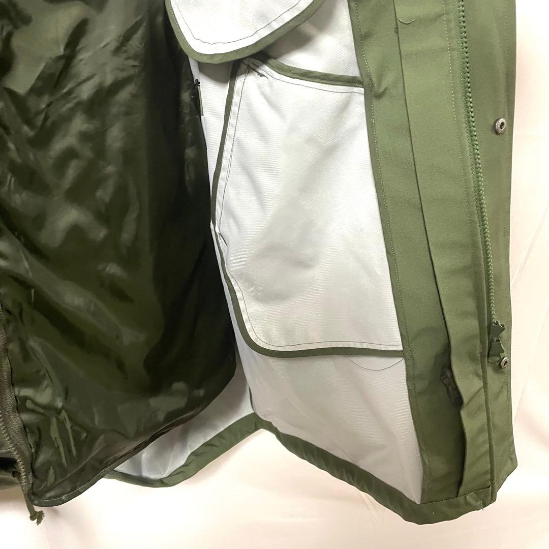 ★未使用に近い★ Schöffel（ショッフェル）2IN1モッズコート L