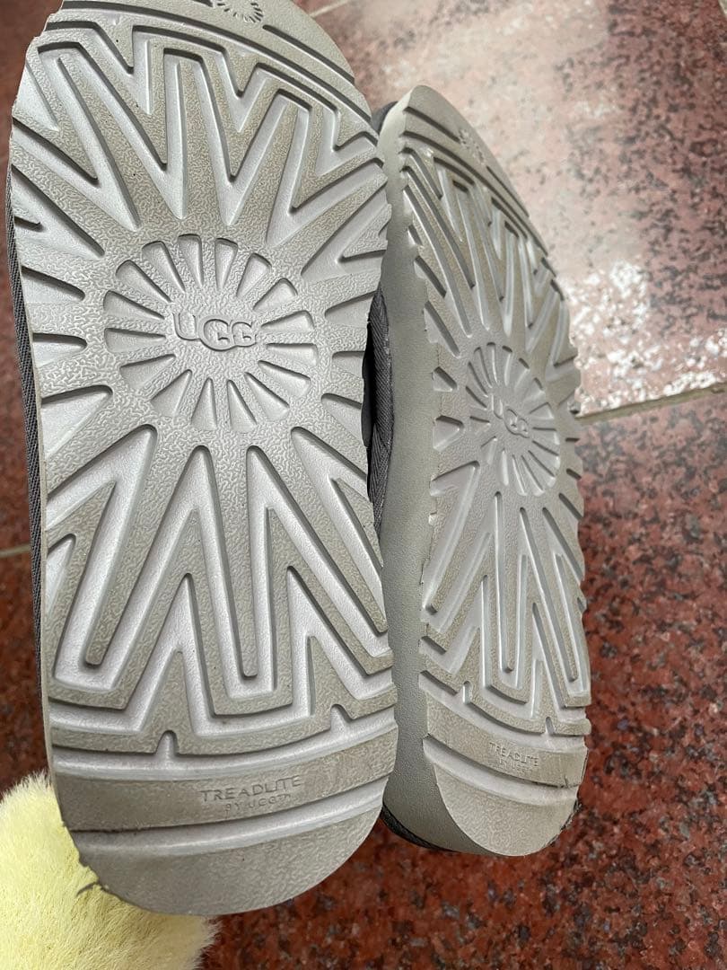 ugg メンズモカシン　26