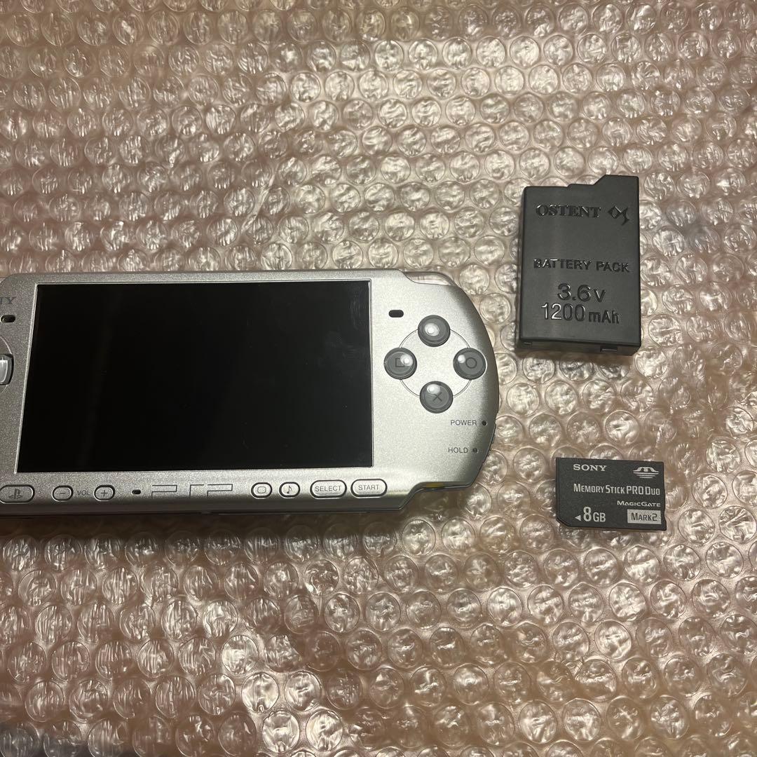 psp 3000 本体、バッテリー、充電ケーブル、メモリーカード　動作品