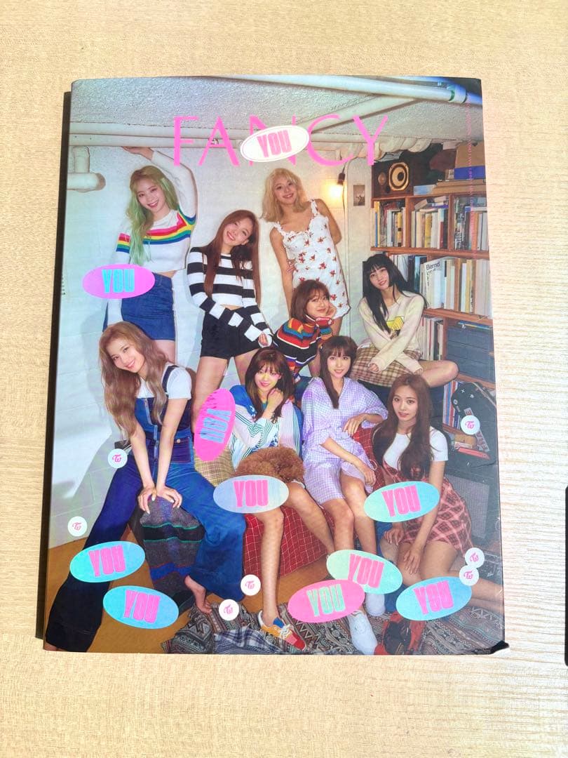 【個別売可】TWICE FANCY トレカ、CD、シール付き