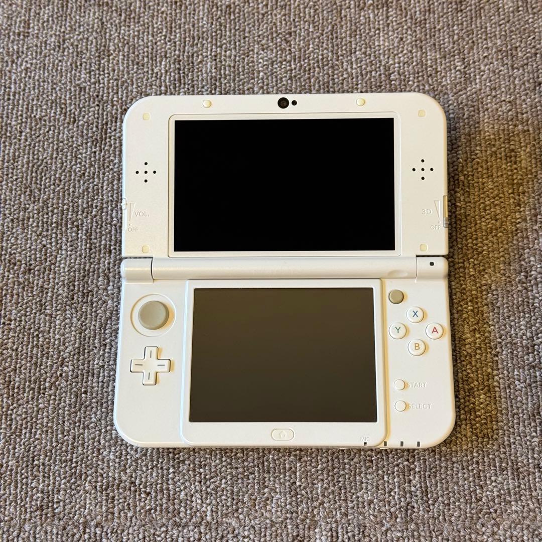 Newニンテンドー3DS LL パールホワイト 上画面IPS搭載 箱付き