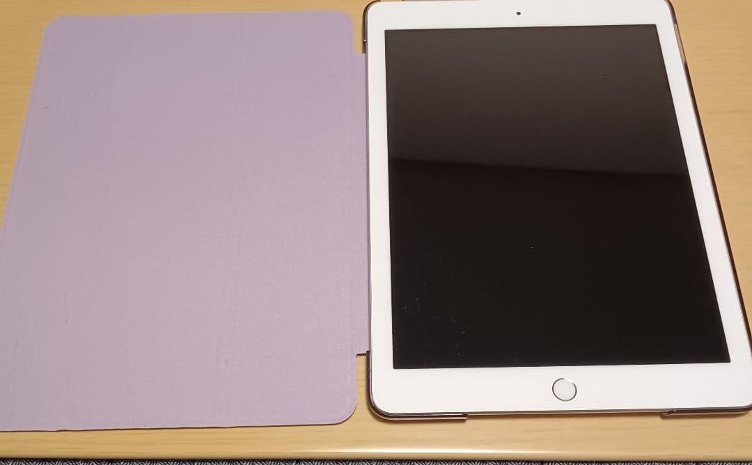 Apple iPad 第6世代 Wi-Fi +Cellular32GB