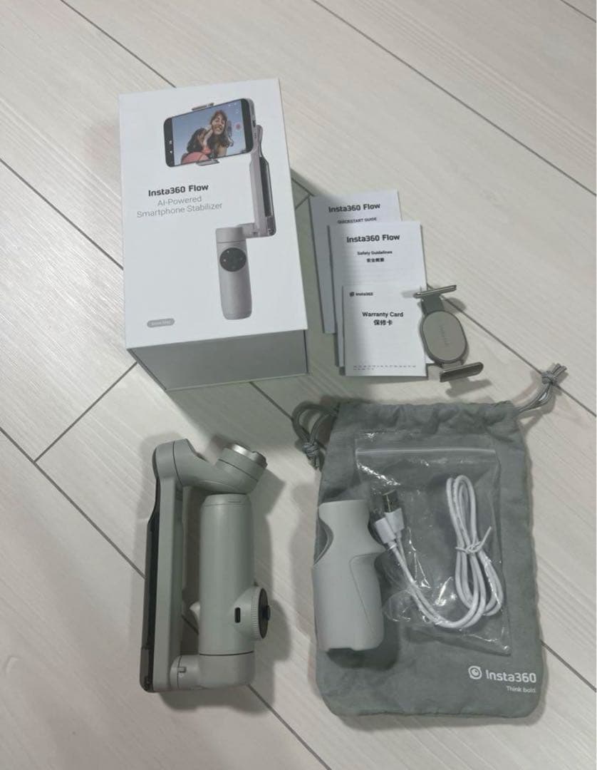 美品】Insta360 Flow スマートフォンスタビライザー