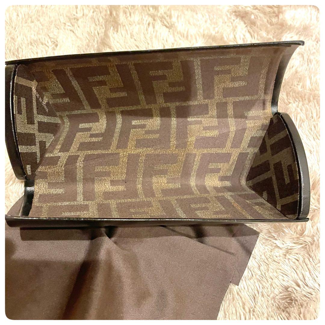 美品✨　フェンディ　ズッカ サングラス ブラウン　 FS5077 FENDI
