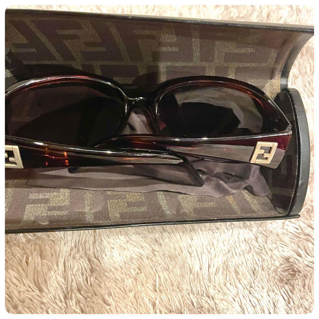美品✨　フェンディ　ズッカ サングラス ブラウン　 FS5077 FENDI