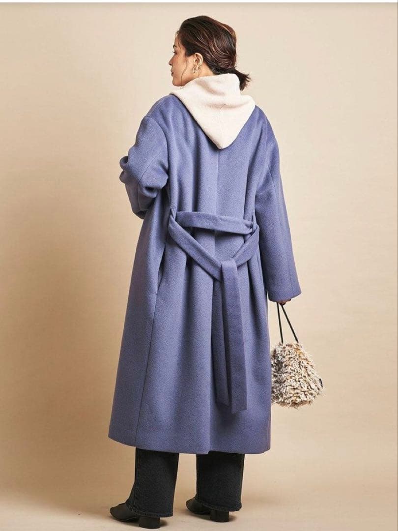 はな❤️ビューティー＆ユース♡ノーカラーロングコート青系♡美品
