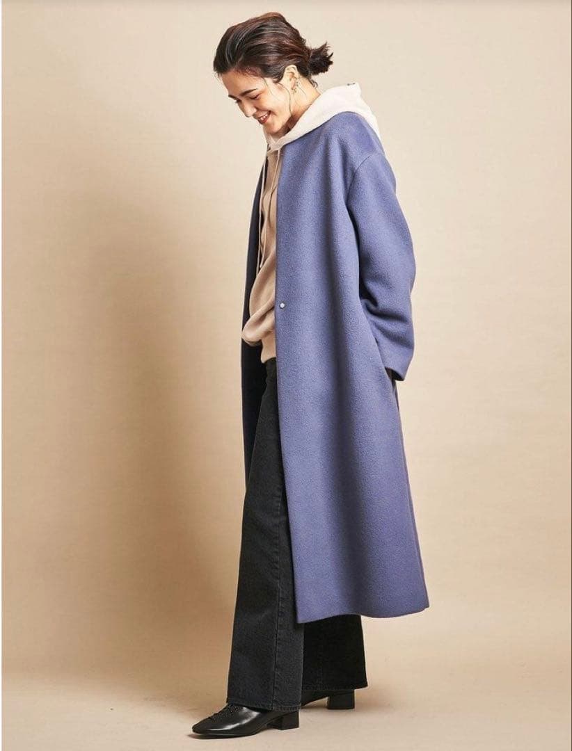 はな❤️ビューティー＆ユース♡ノーカラーロングコート青系♡美品