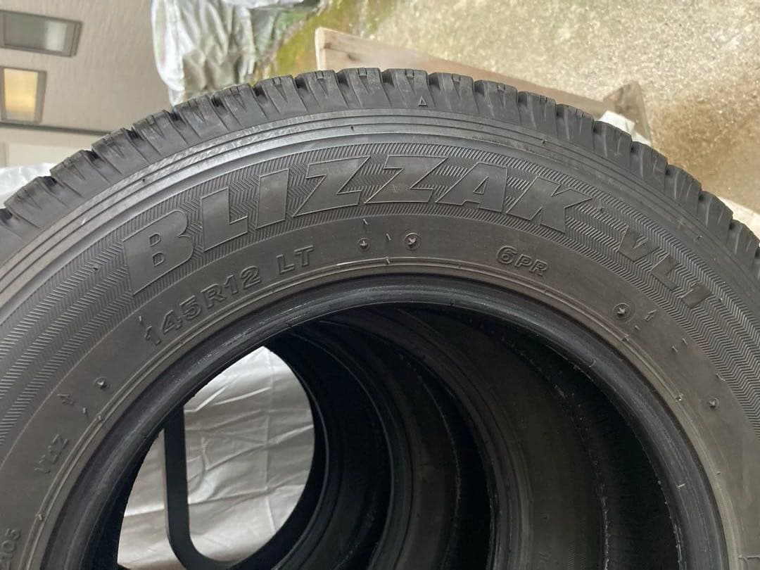 VL1 ブリザック145/80R12 LT 2021年製