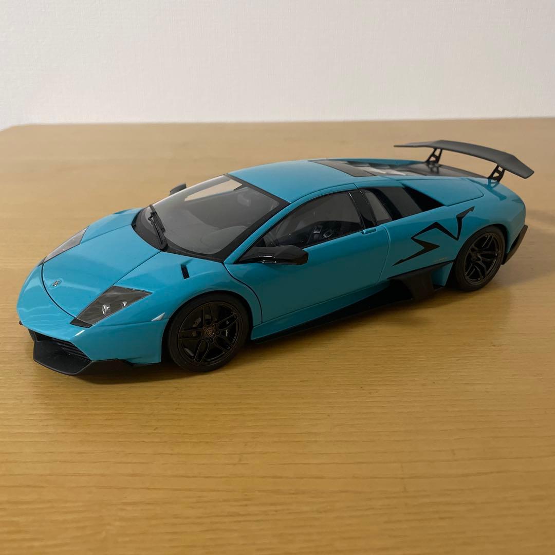 オートアート1/18ランボルギーニ　ムルシエラゴ　LP670-4SV