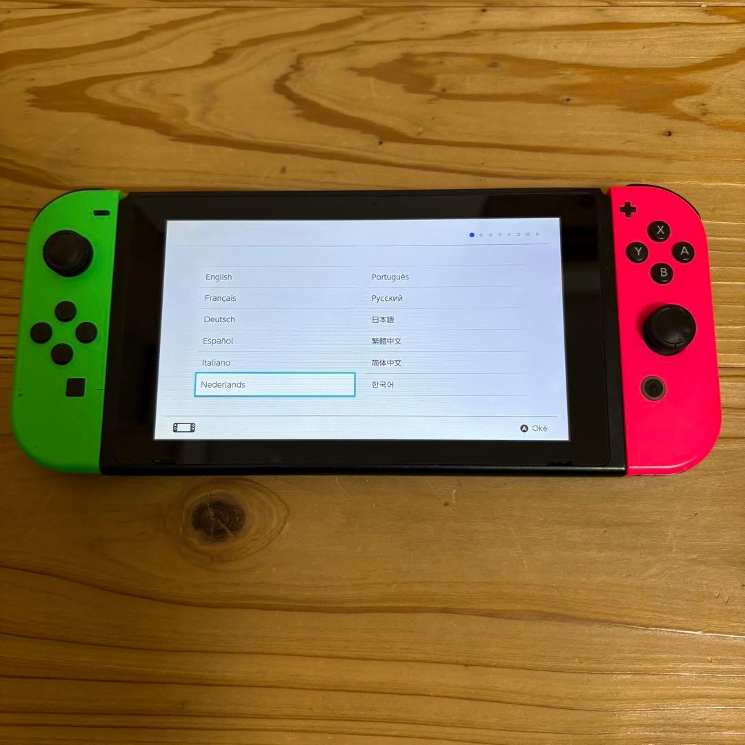 【液晶美品】Nintendo Switch本体 おまけ付