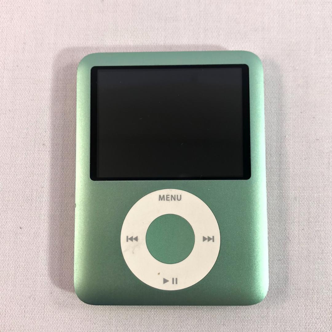 【動作品】Apple iPod nano 3世代　8GB シルバー　No.7