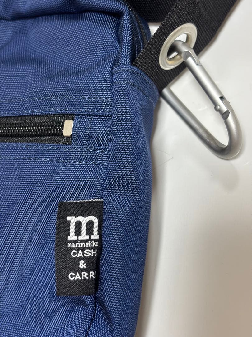 新品-marimekko サコッシュCASH&CARRY