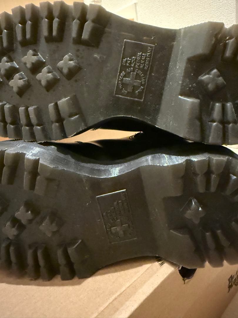 ドクターマーチン Dr.Martens 2976