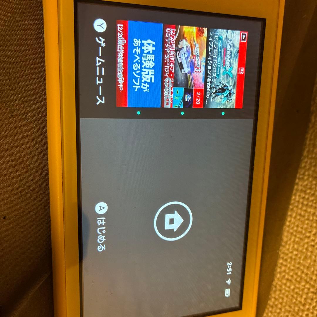 switchライト 本体のみ 充電器なし　イエロー