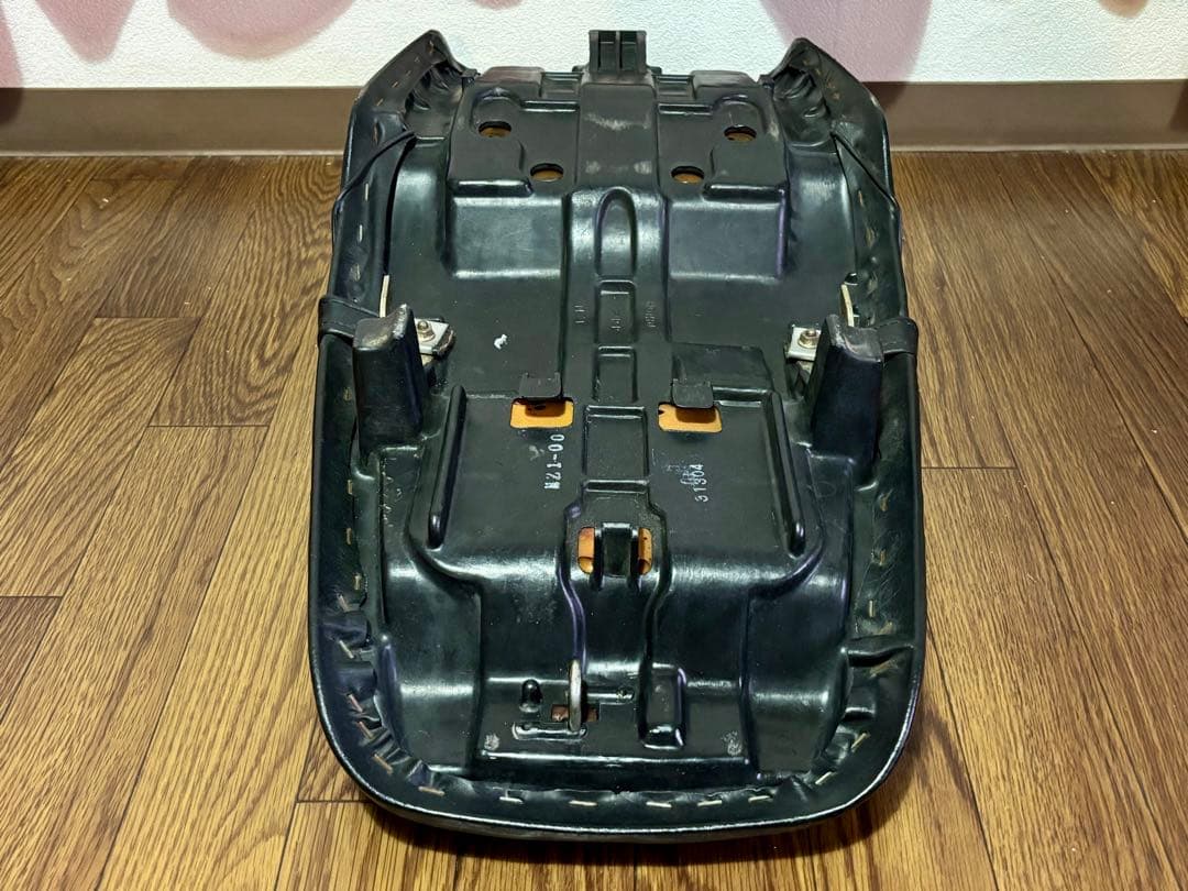 CB1000SF 純正シート