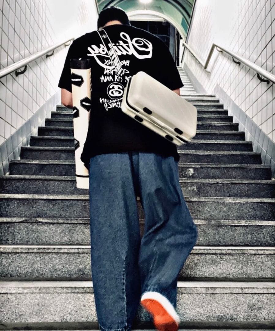 ☆ STUSSY WORLD TOUR TEE ☆