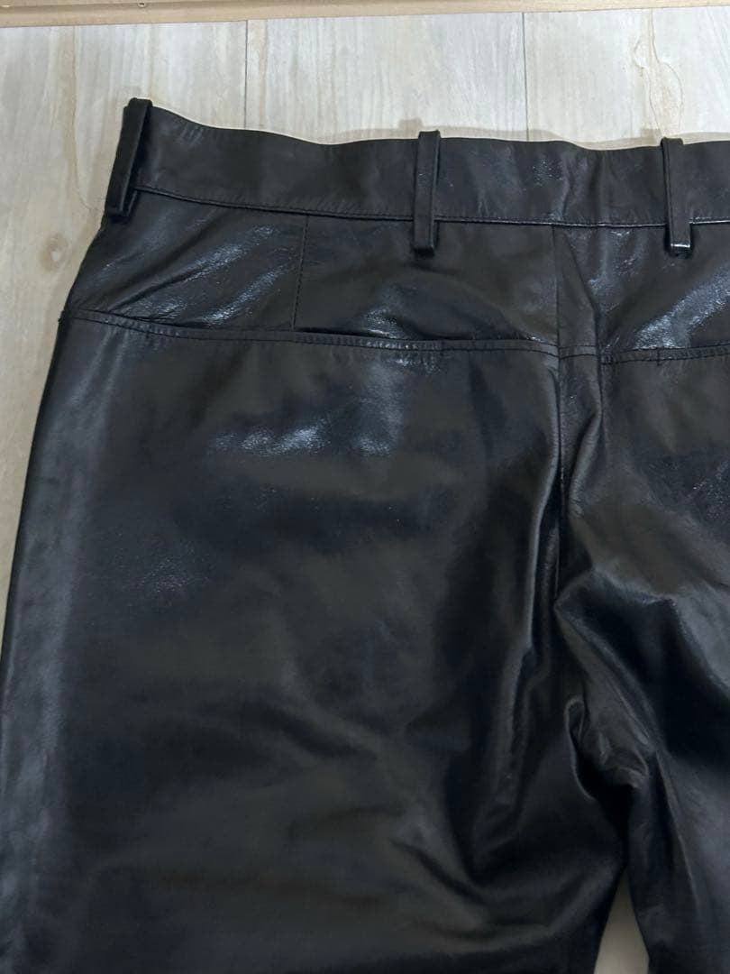 Yves Saint Laurent ブラックレザーパンツ