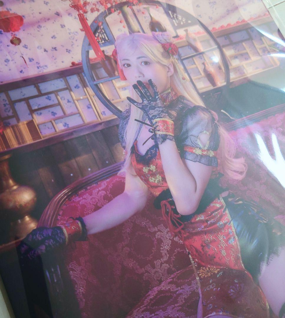 【新品】上谷沙弥 写真集（スターダム）「Phenex Queen」2025最新版